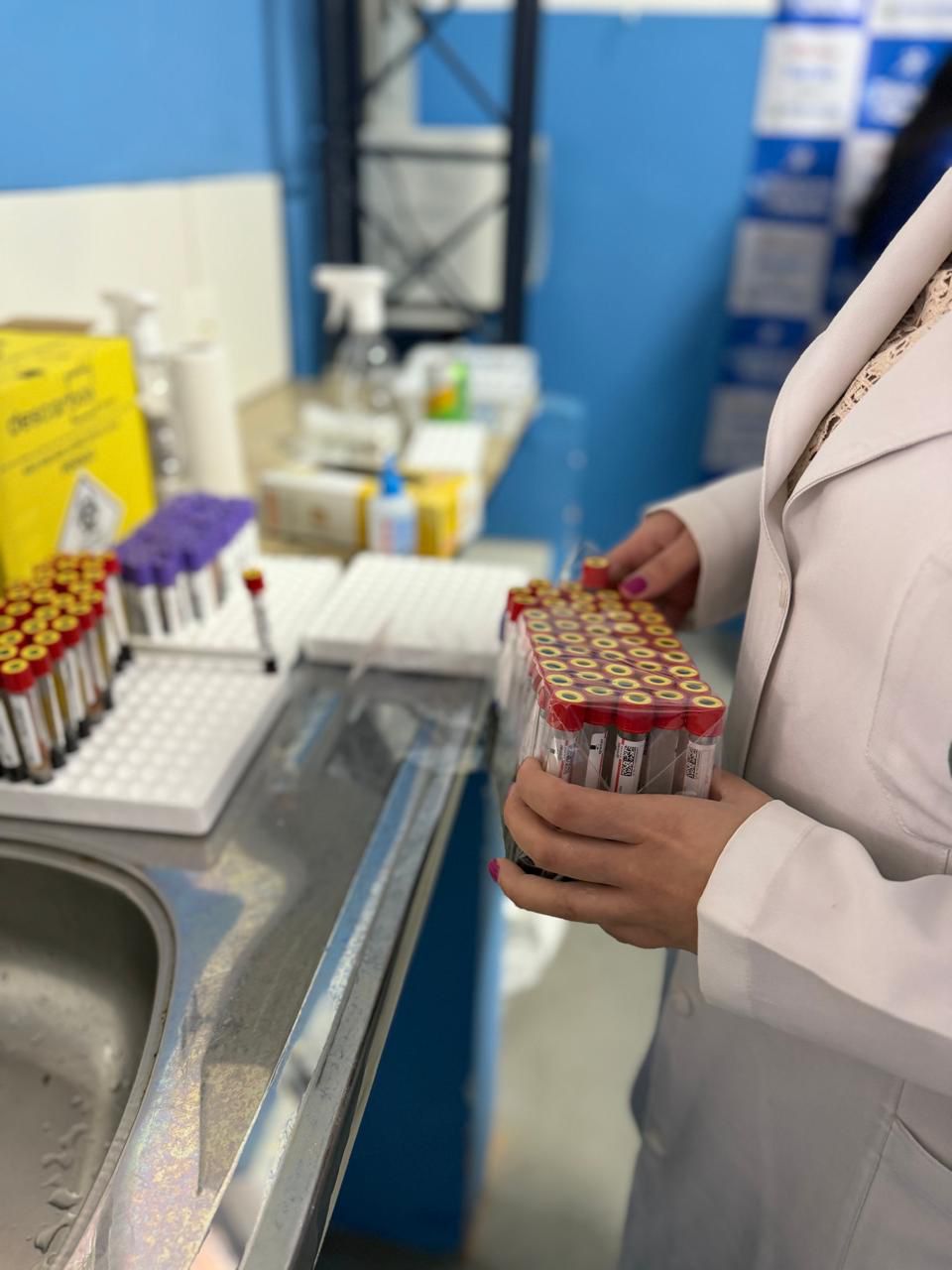 Os exames ajudam a identificar precocemente riscos de doenças e monitorar a saúde de alunos acima de 50 anos